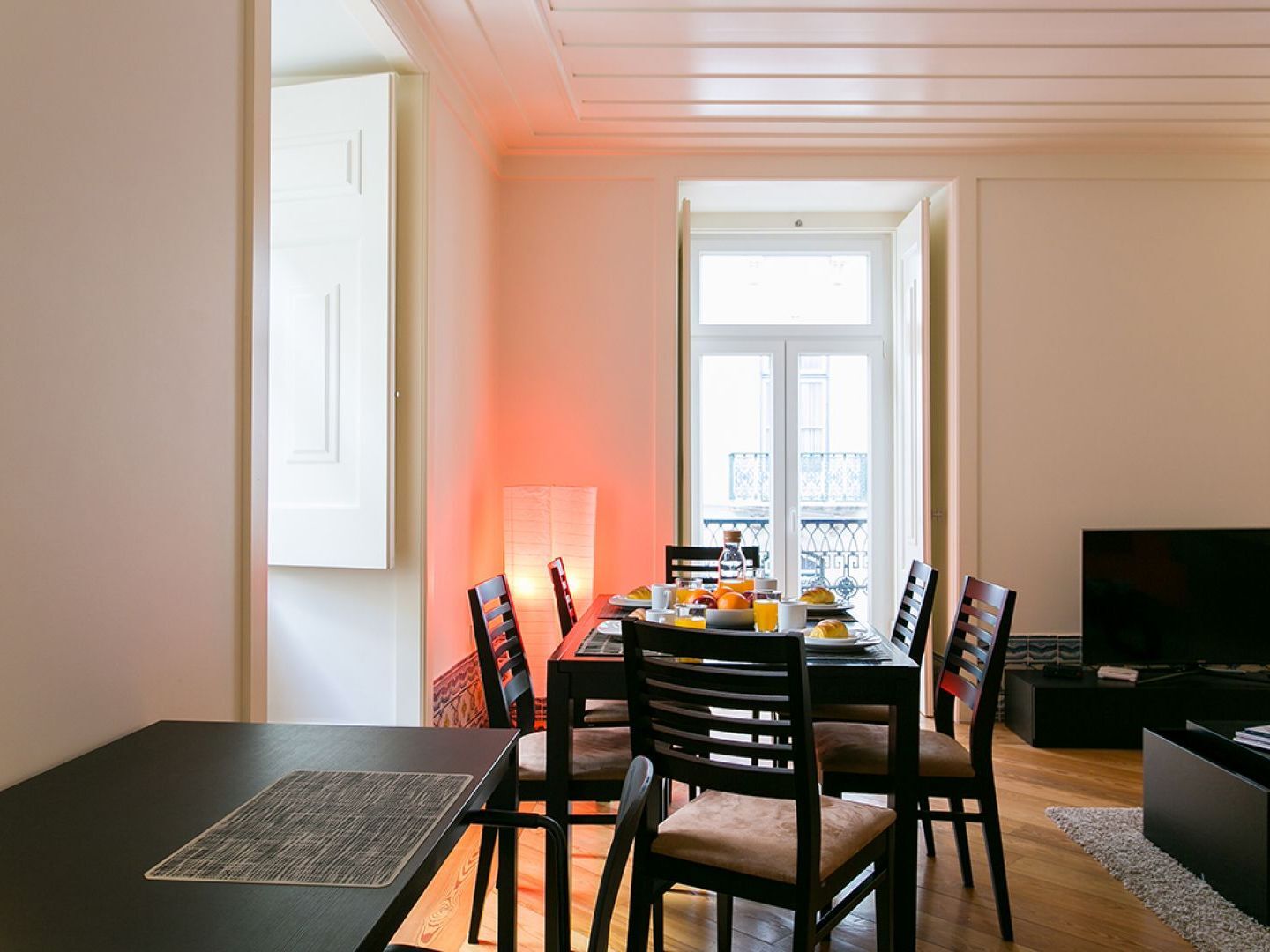 Apartamento Joivy Elegant 2br With Workspace Nearby Baixa-chiado Subway Lisboa